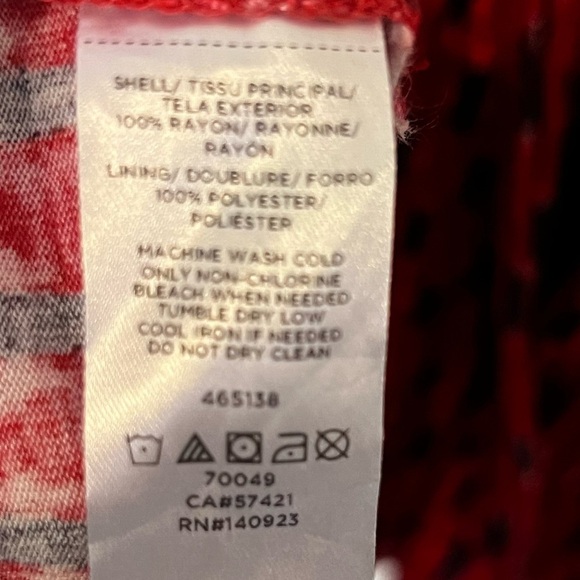 2/$30 - Loft - Red & Blue Patterned V-Neck Flutter Sleeve Dress – Small - Picture 6 of 7